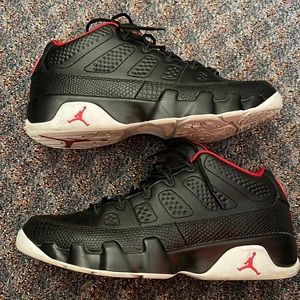 Air Jordan 9 Retro Low